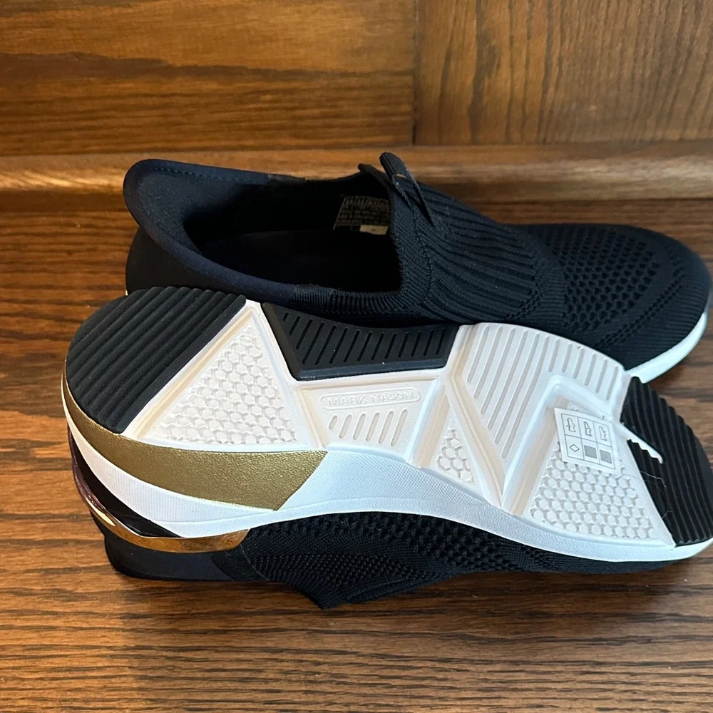 Mark Nason Sketchers 
Black Slip-On Women's Sneakers
6.5 - Picture 4 of 6